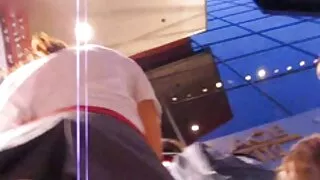 Rusoaica sex cu pizde goale xxx degetul pizde și devine orgasm stând pe masă